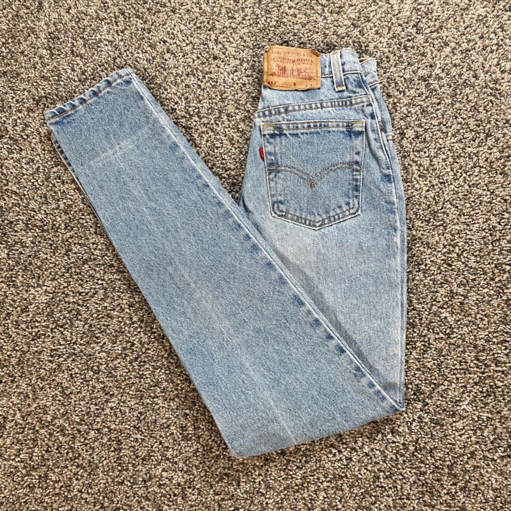 Vintage Levi's 512 23x32 Jeans Slim Fit Tapered Leg Light Wash High Rise 90s